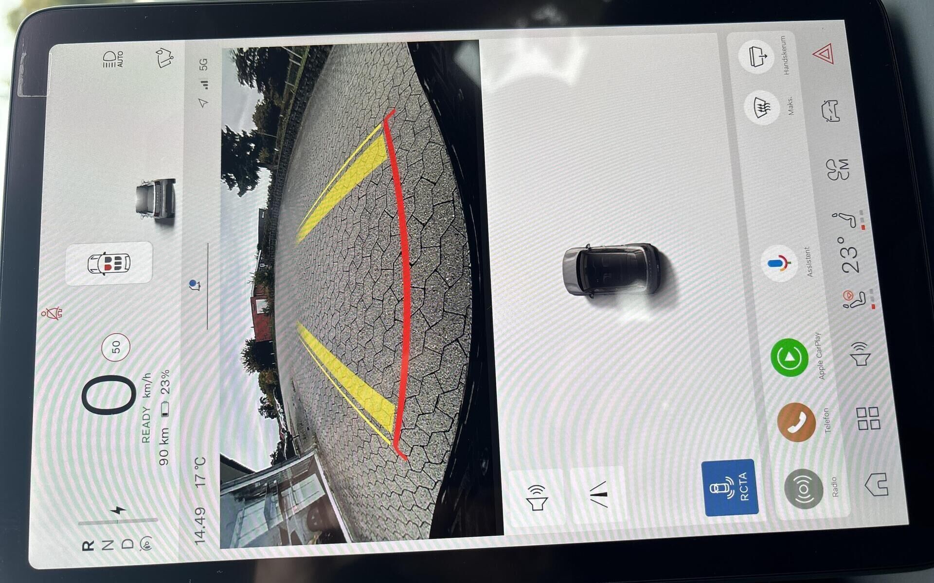 Hvid Volvo EX30 fra 2025