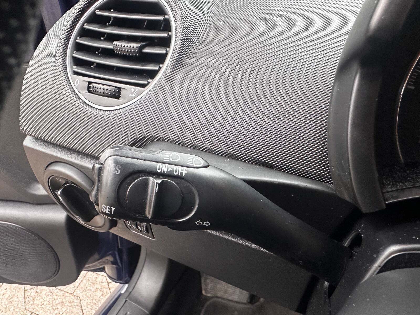 Sort VW New Beetle fra 2006