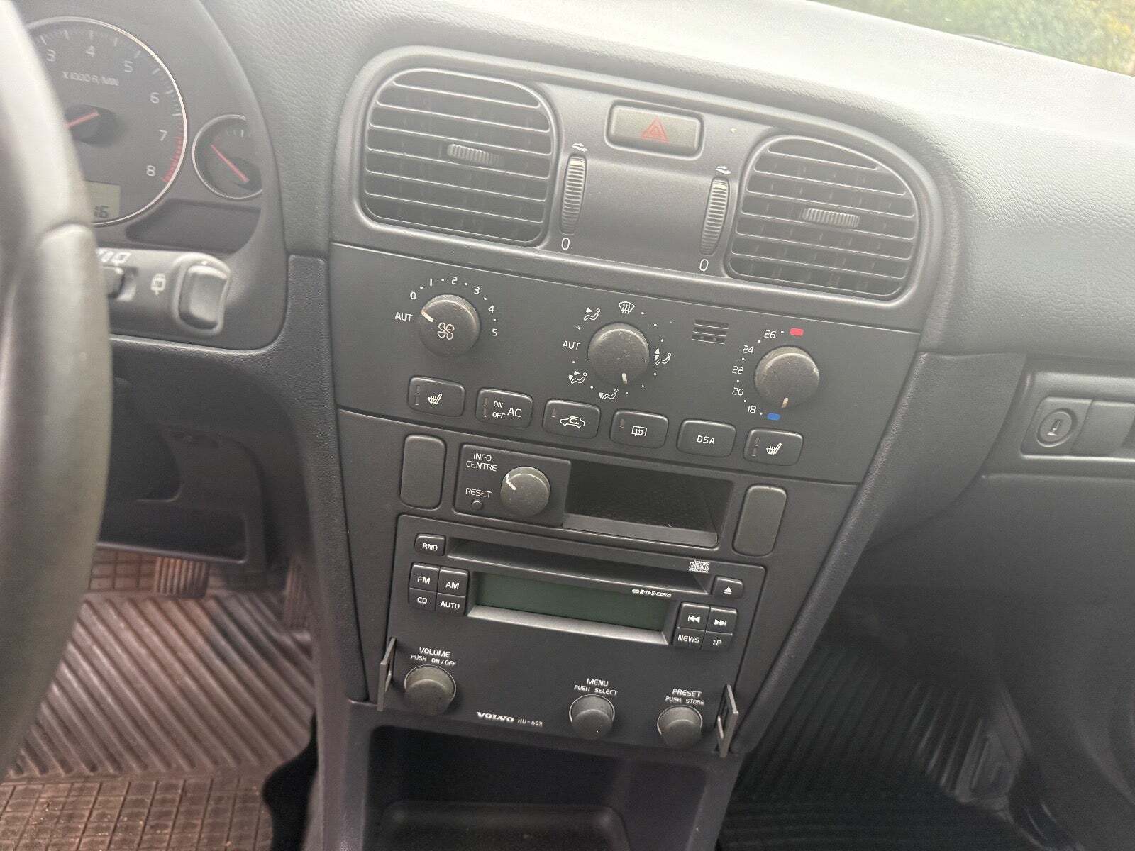 Sort Volvo V40 fra 2003