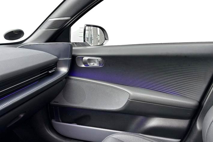 Hvid Hyundai Ioniq 6 fra 2023