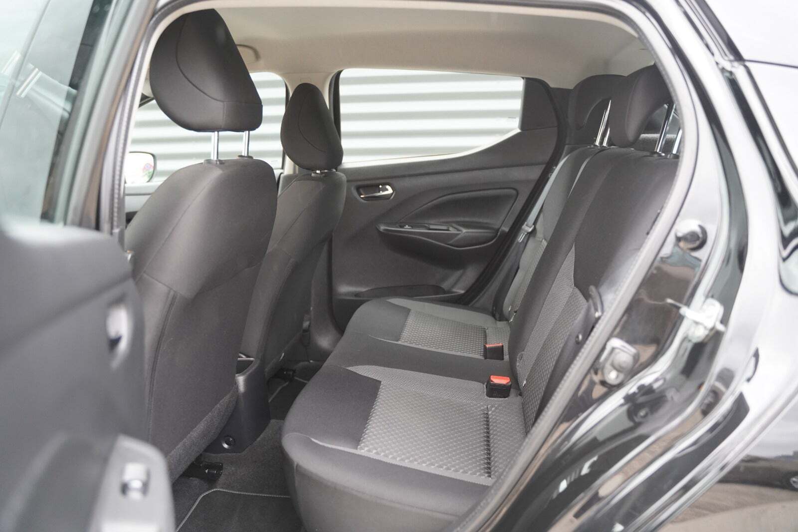 Sort Nissan Micra fra 2022