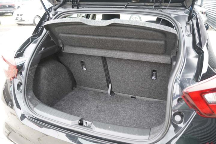 Sort Nissan Micra fra 2022