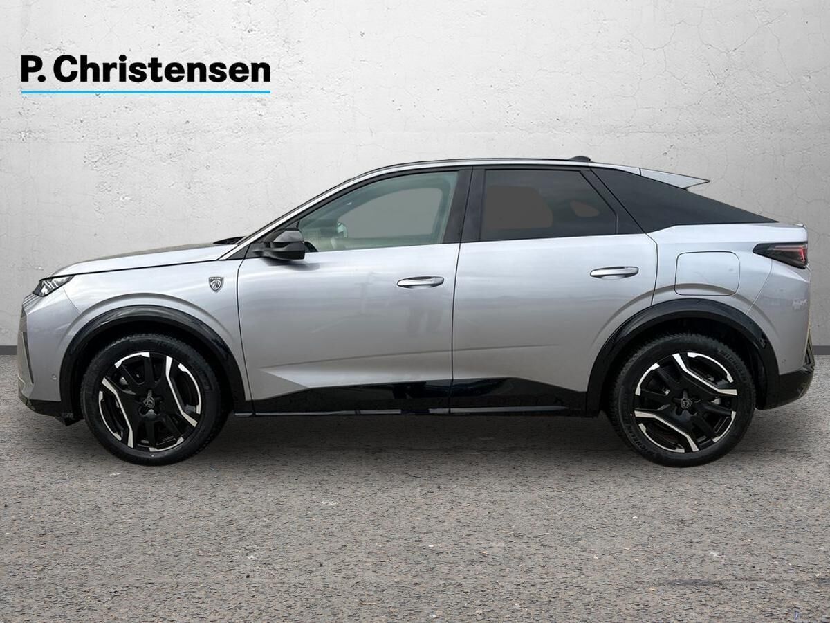 Peugeot e-3008 77 GT Pack