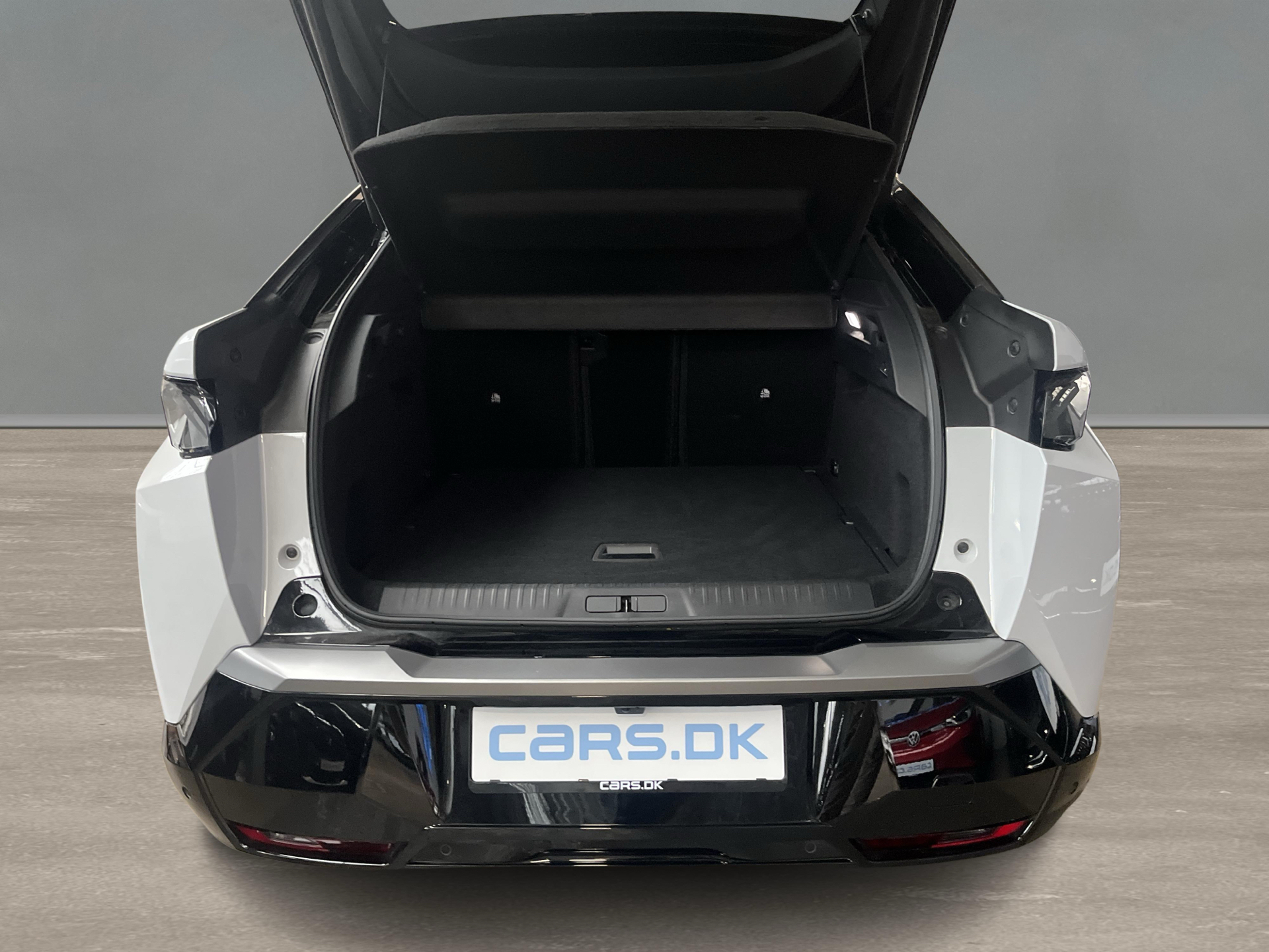 Peugeot e-3008 EL GT 210HK 5d Aut.