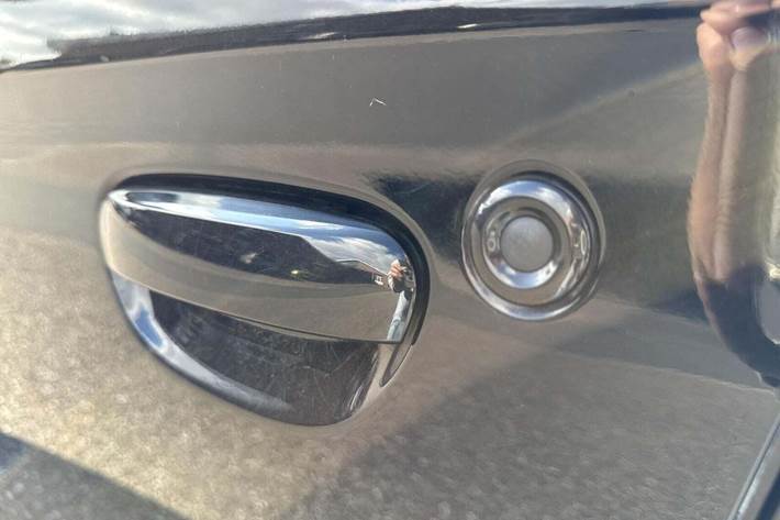 Sort Mitsubishi Space Star fra 2019