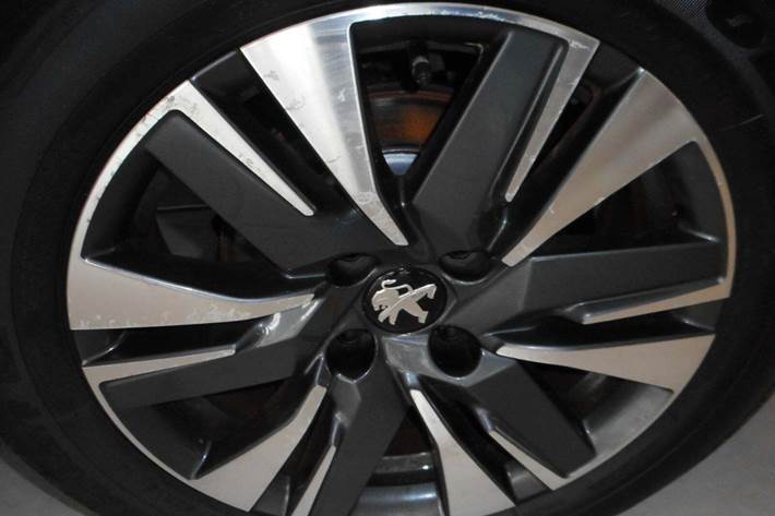 undefined Peugeot 2008 fra 2019