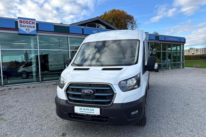 Hvid Ford E-Transit 350 L3 Van fra 2023 set udefra