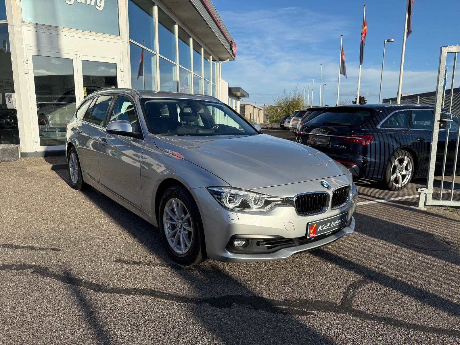 BMW 320i 2,0 Touring Advantage aut.