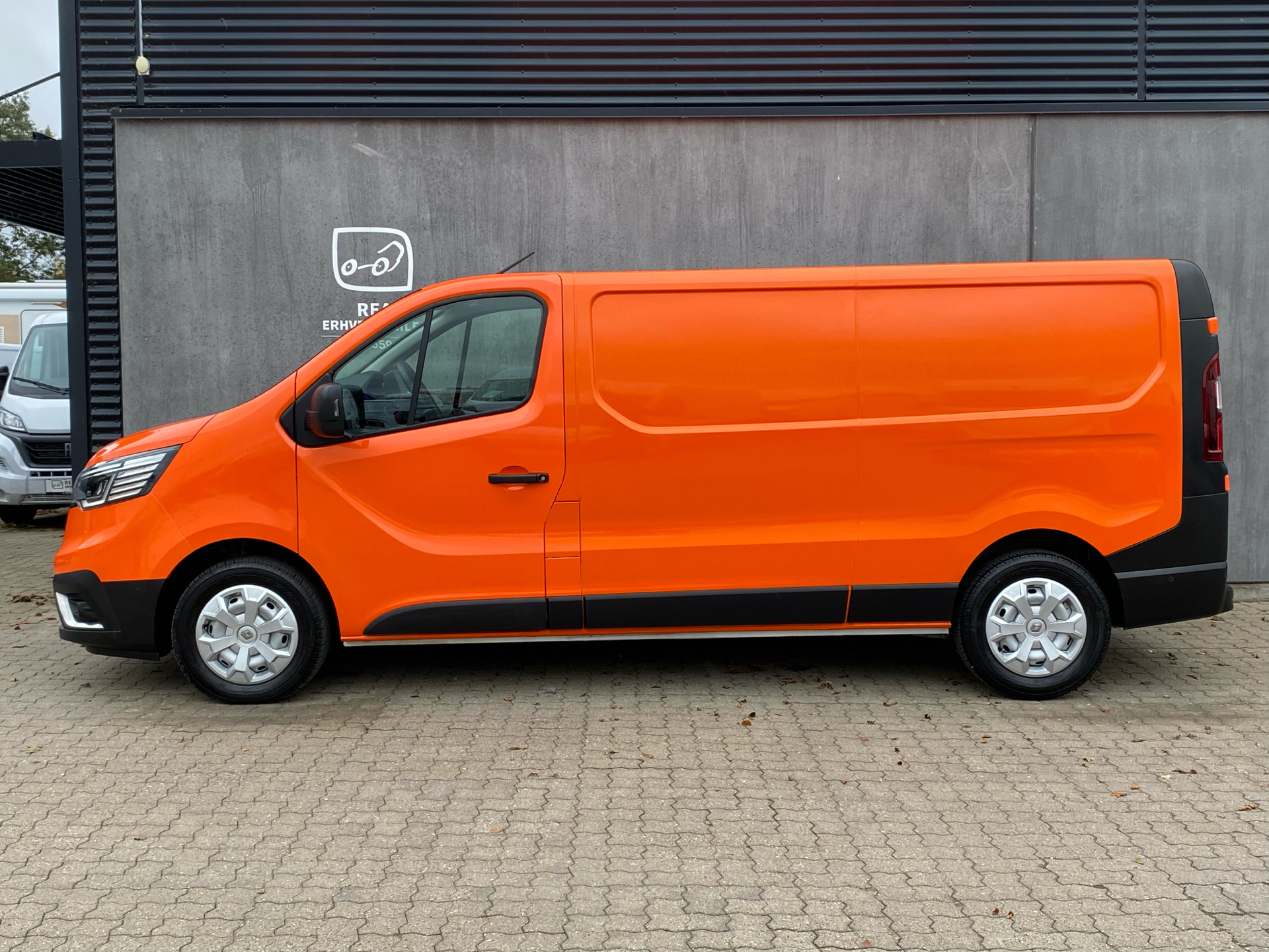 Renault Trafic 2,0 L2H1 DCI start/stop EDC 150HK Van 6g Aut.