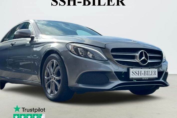 Grå Mercedes C250 d fra 2018