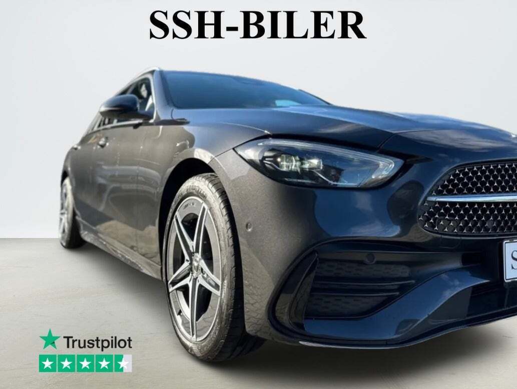 Grå Mercedes C300 e fra 2022