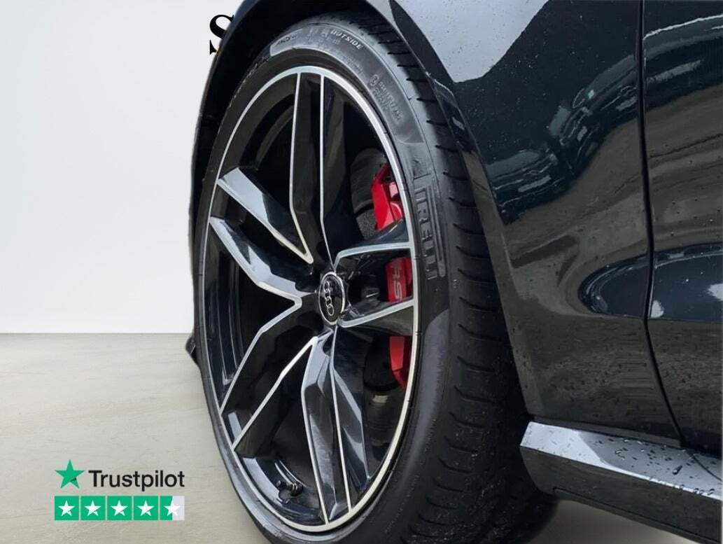 Sort Audi RS6 fra 2018