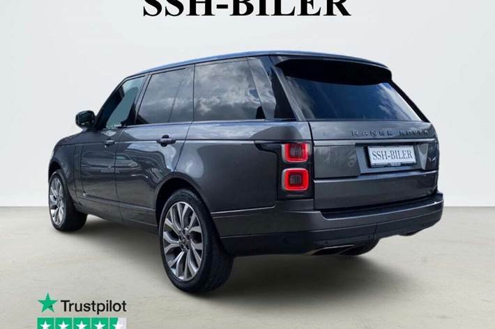 Grå Land Rover Range Rover fra 2018