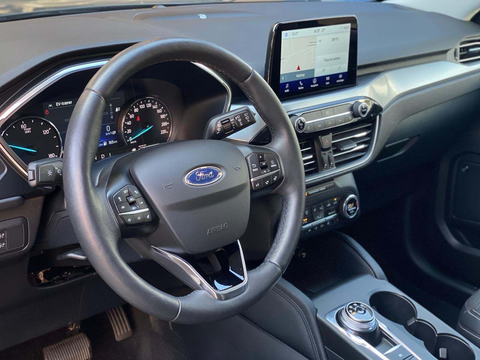 Ford Kuga 2,5 PHEV Titanium CVT