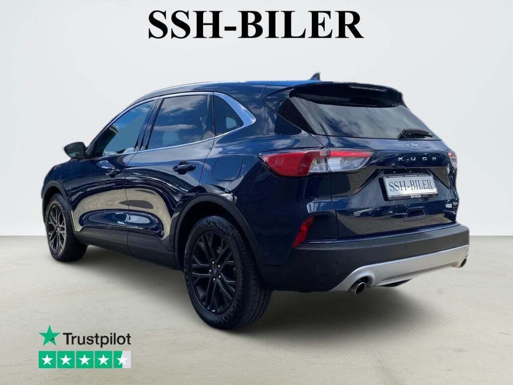 Ford Kuga 2,5 PHEV Titanium CVT