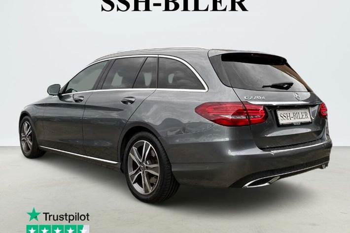 Grå Mercedes C220 d fra 2019
