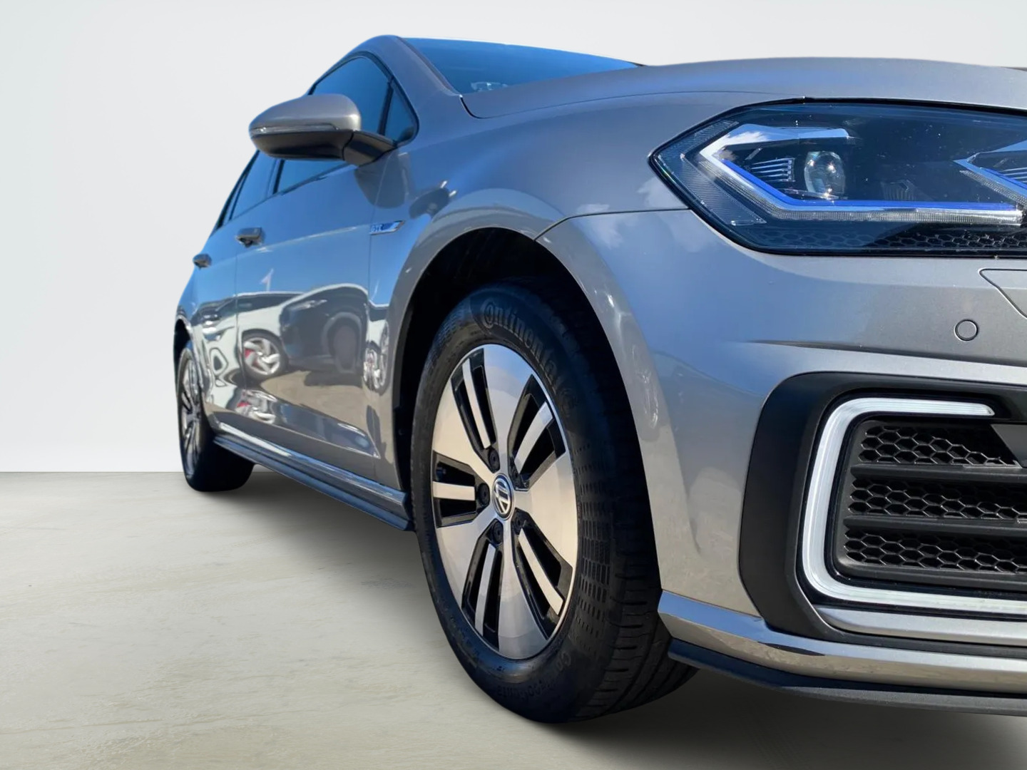 Sølv VW Golf VII fra 2020