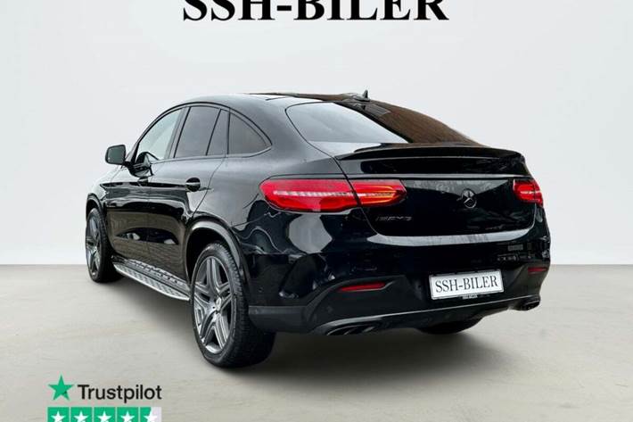 Sort Mercedes GLE450 fra 2016
