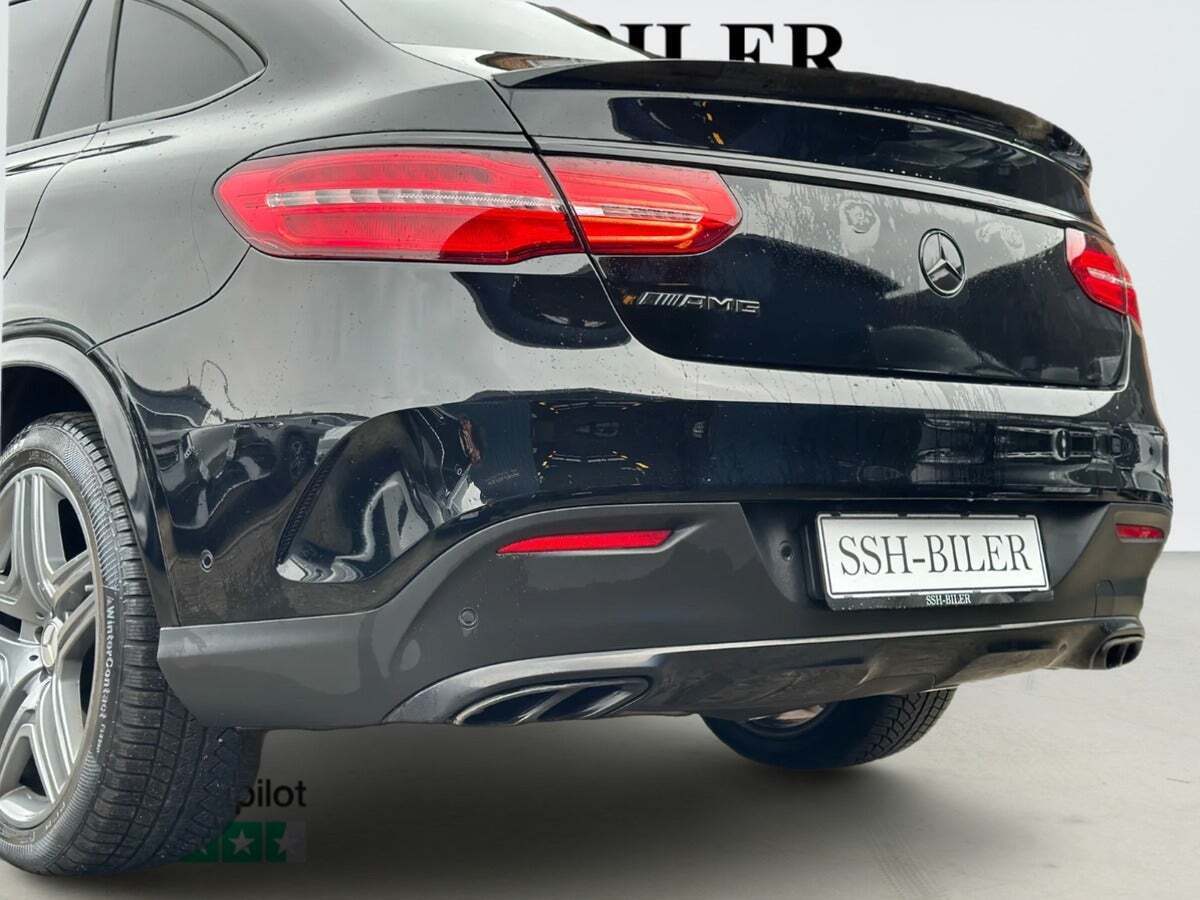 Sort Mercedes GLE450 fra 2016