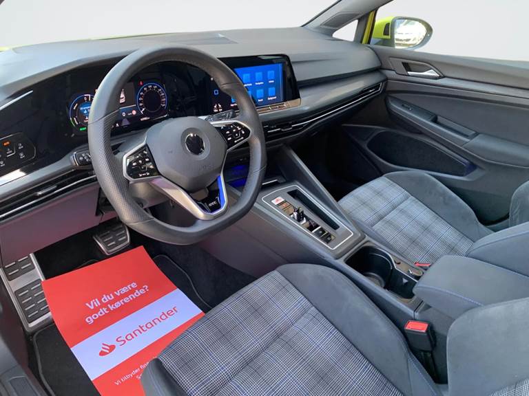 VW Golf VIII 1,4 GTE DSG