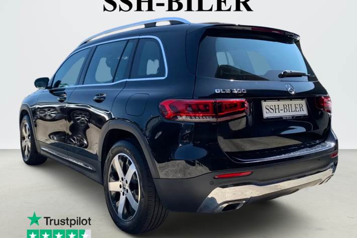 Sort Mercedes GLB200 fra 2021