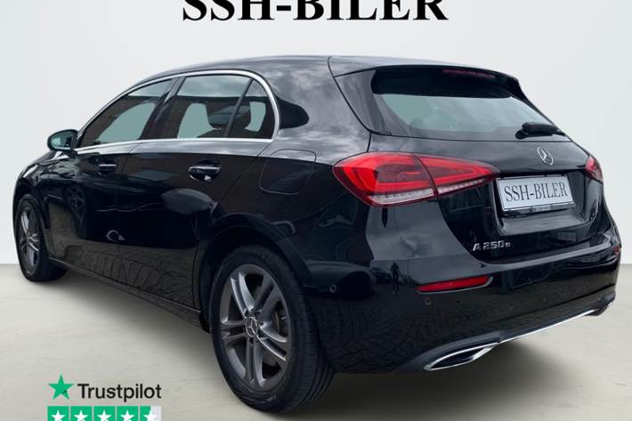 Sort Mercedes A250 e fra 2021