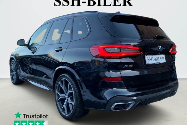 Sort BMW X5 fra 2020