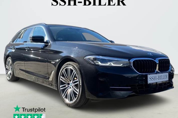 Sort BMW 530e fra 2022