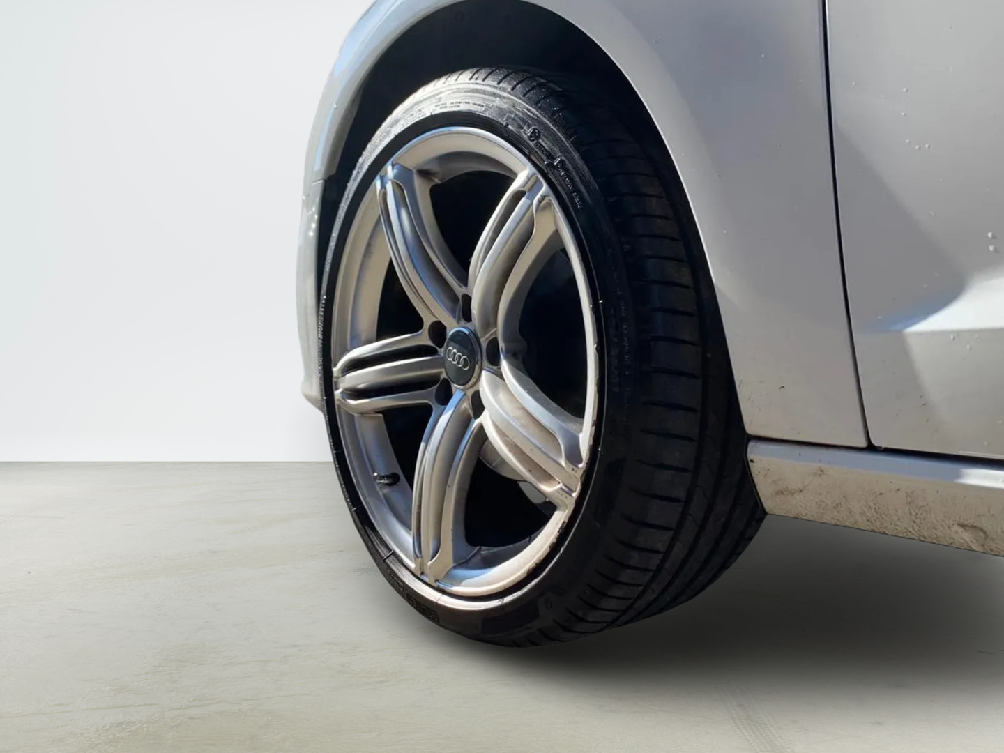 undefined Audi A3 fra 2015 set udefra