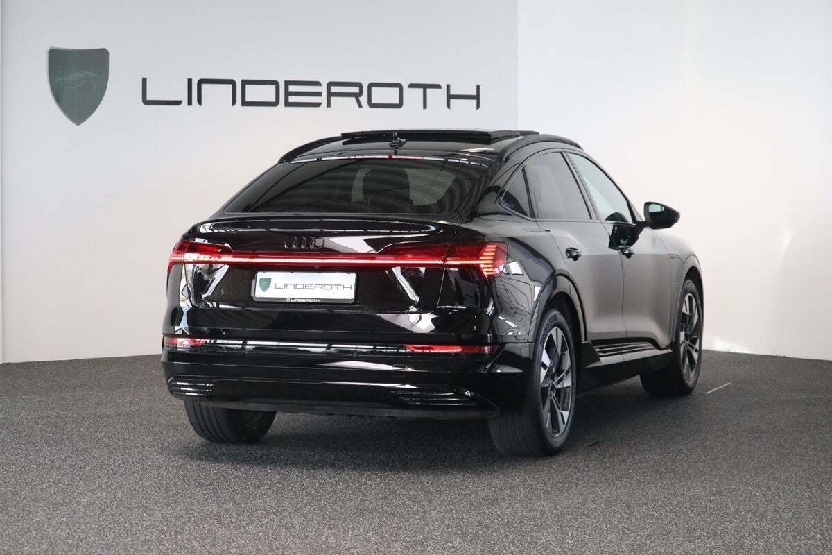 Audi e-tron 55 Advanced Sportback quattro