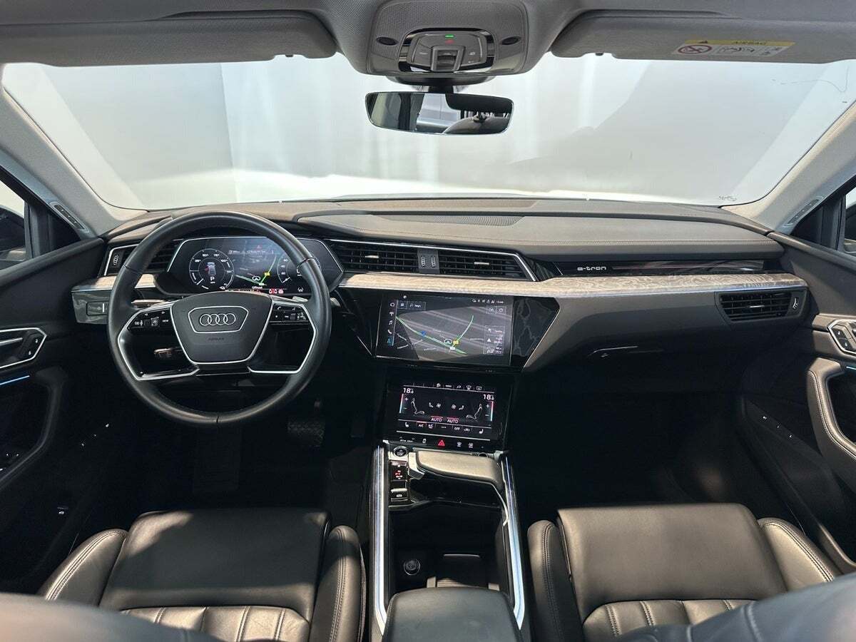 Audi e-tron 55 Advanced Sportback quattro