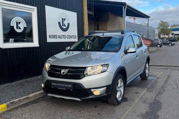 undefined Dacia Sandero Stepway fra 2016 set udefra