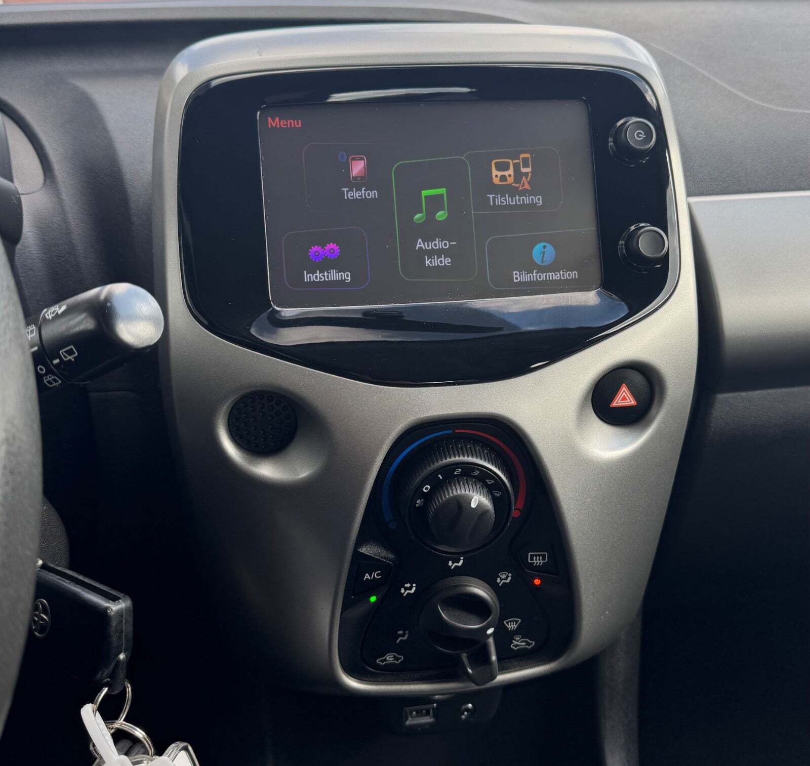 Toyota Aygo 1,0 VVT-i x-press x-touch