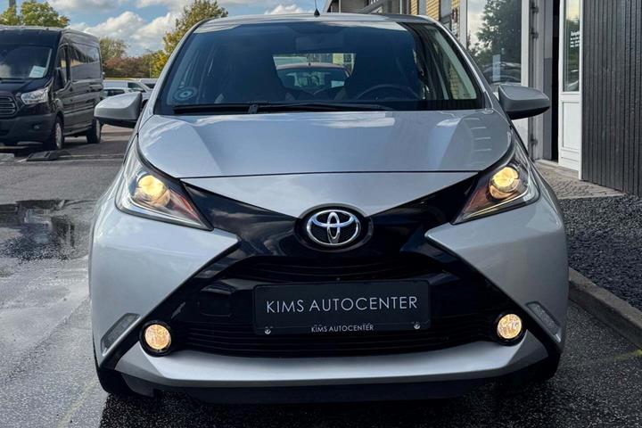 undefined Toyota Aygo fra 2015