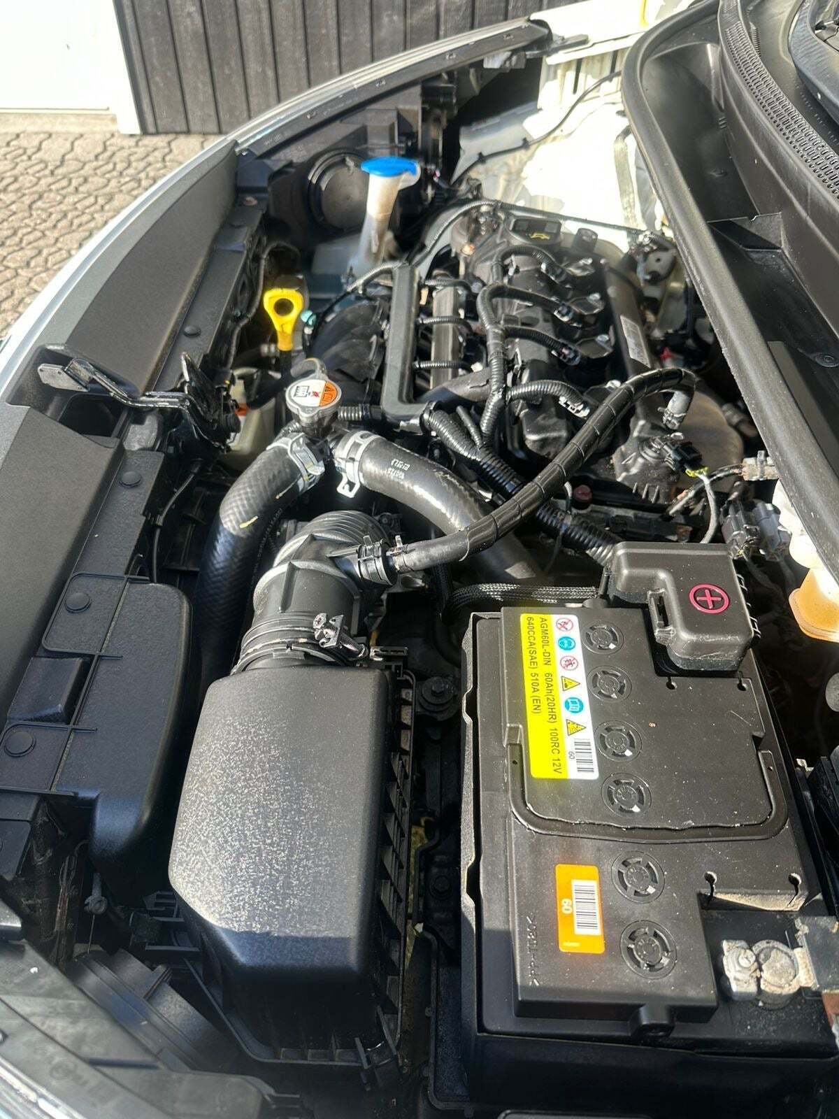 Hvid Kia Rio fra 2015