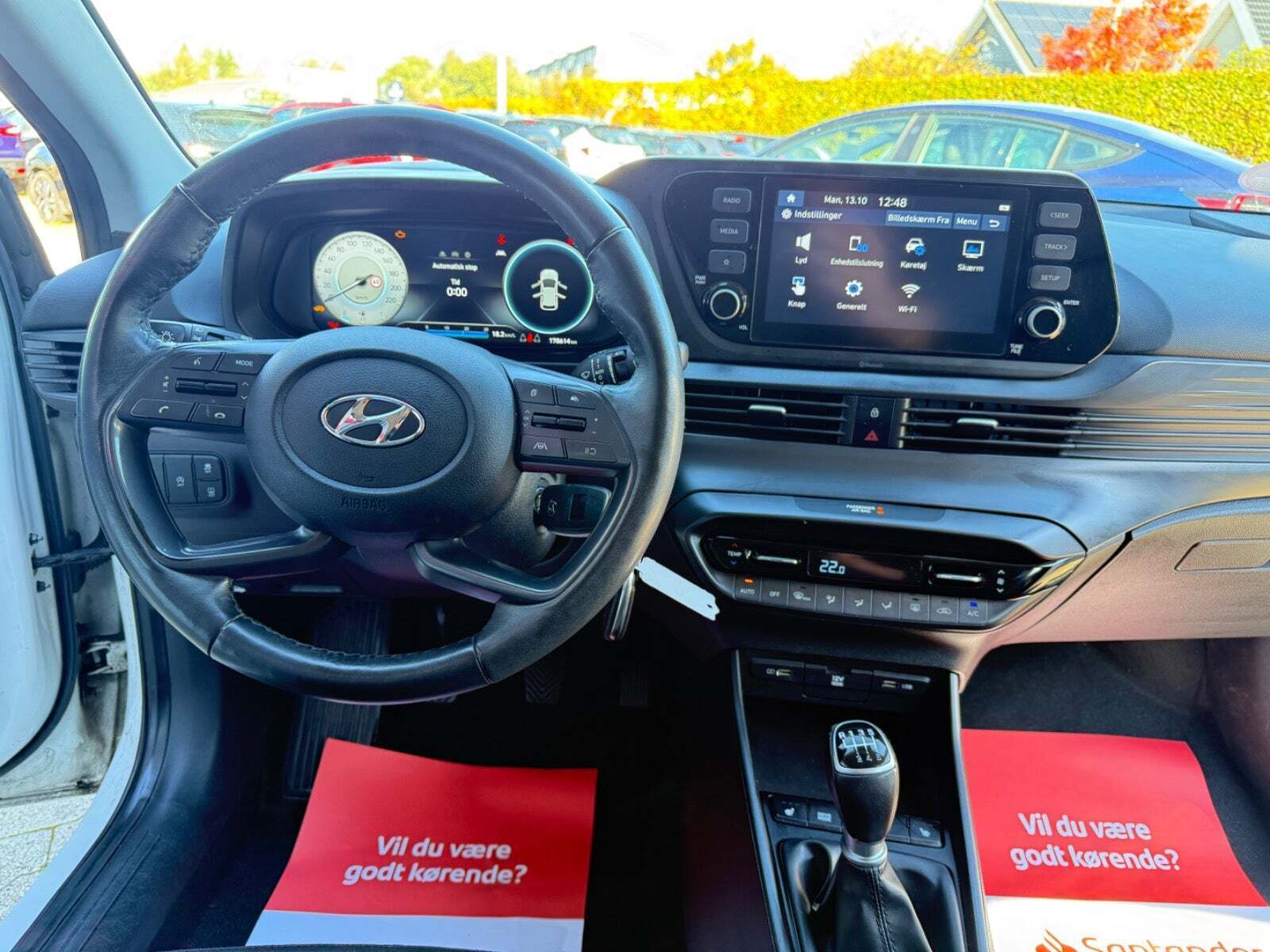Hvid Hyundai i20 fra 2021