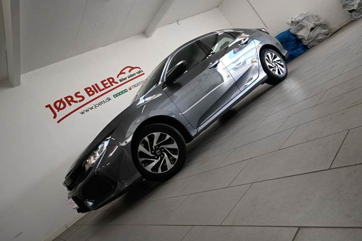 Grå Honda Civic fra 2017