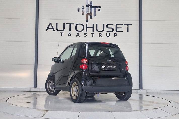 Sort Smart ForTwo Coupé fra 2010 set udefra
