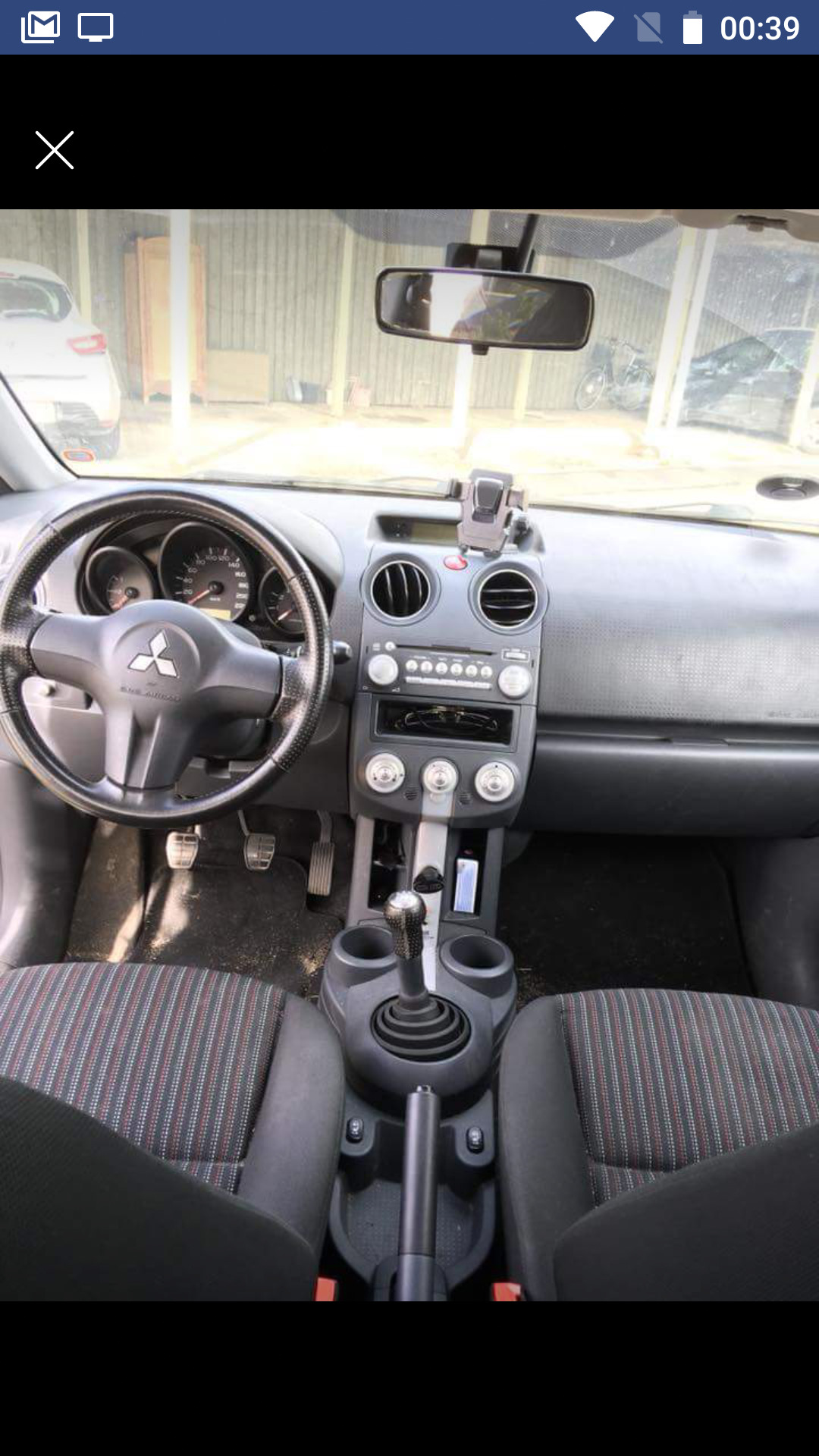 Sort Mitsubishi Colt fra 2008