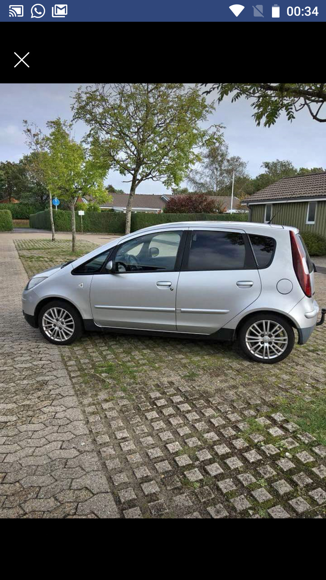 Sort Mitsubishi Colt fra 2008