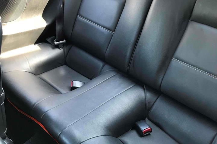 Rød Toyota Celica fra 1993