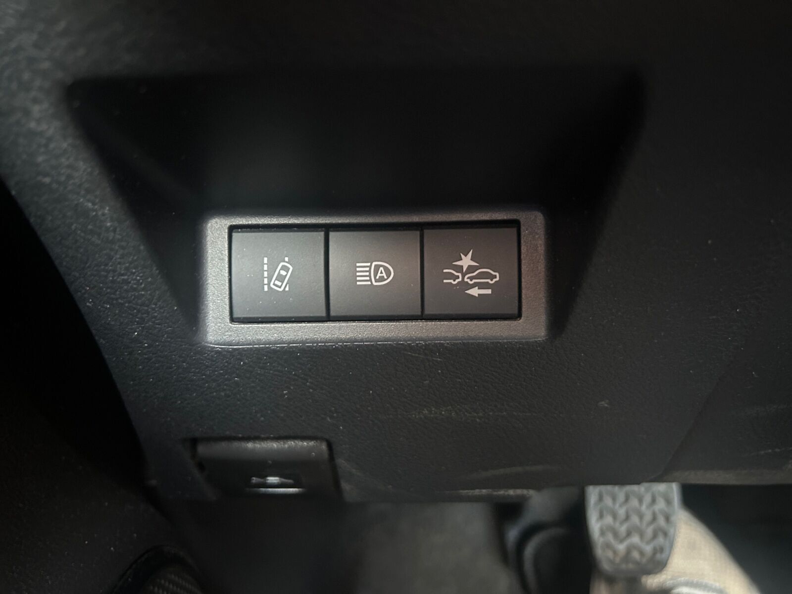 Bronze Toyota Yaris fra 2019