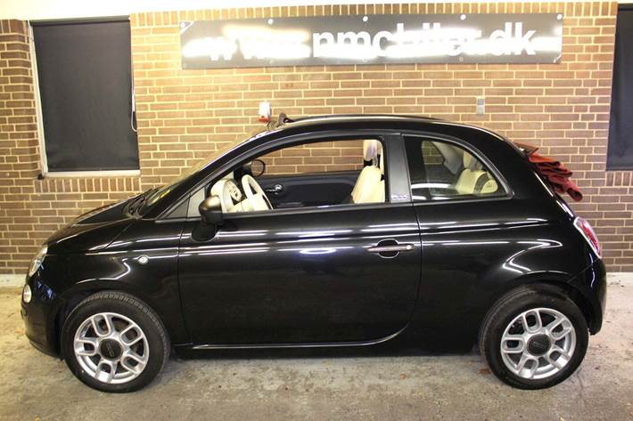 Sort Fiat 500C fra 2013