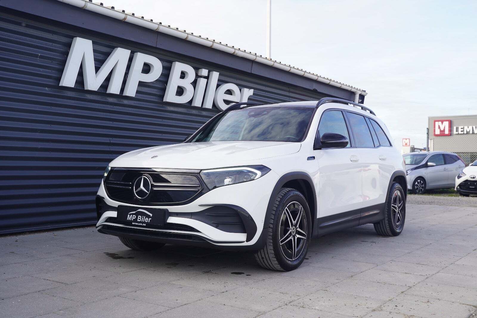 Mercedes EQB300 AMG Line 4Matic