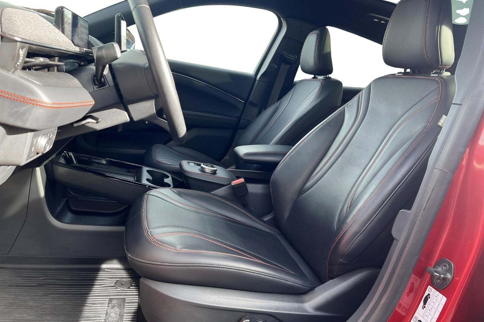 Ford Mustang Mach-E 75 Standard Range AWD