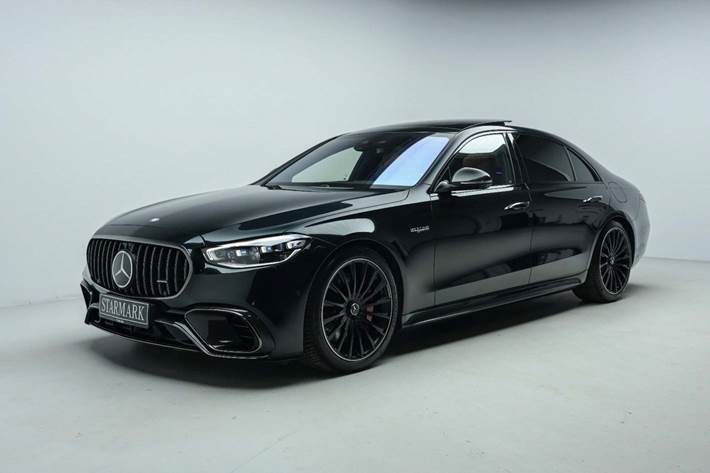 Grøn Mercedes S63 fra 2024