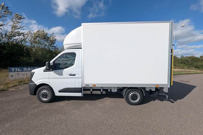Hvid Renault Master V T35 fra 2025