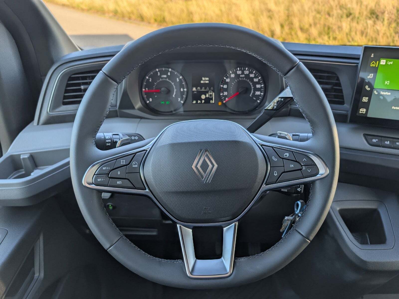 Hvid Renault Master V T35 fra 2025