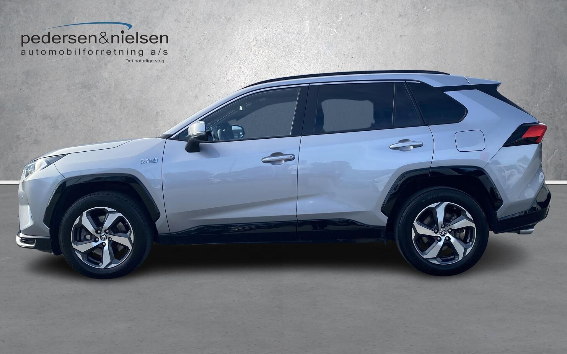 Toyota RAV4 Plug-in 2,5 Plugin-hybrid H3 Business Premium AWD 306HK 5d 6g Aut.