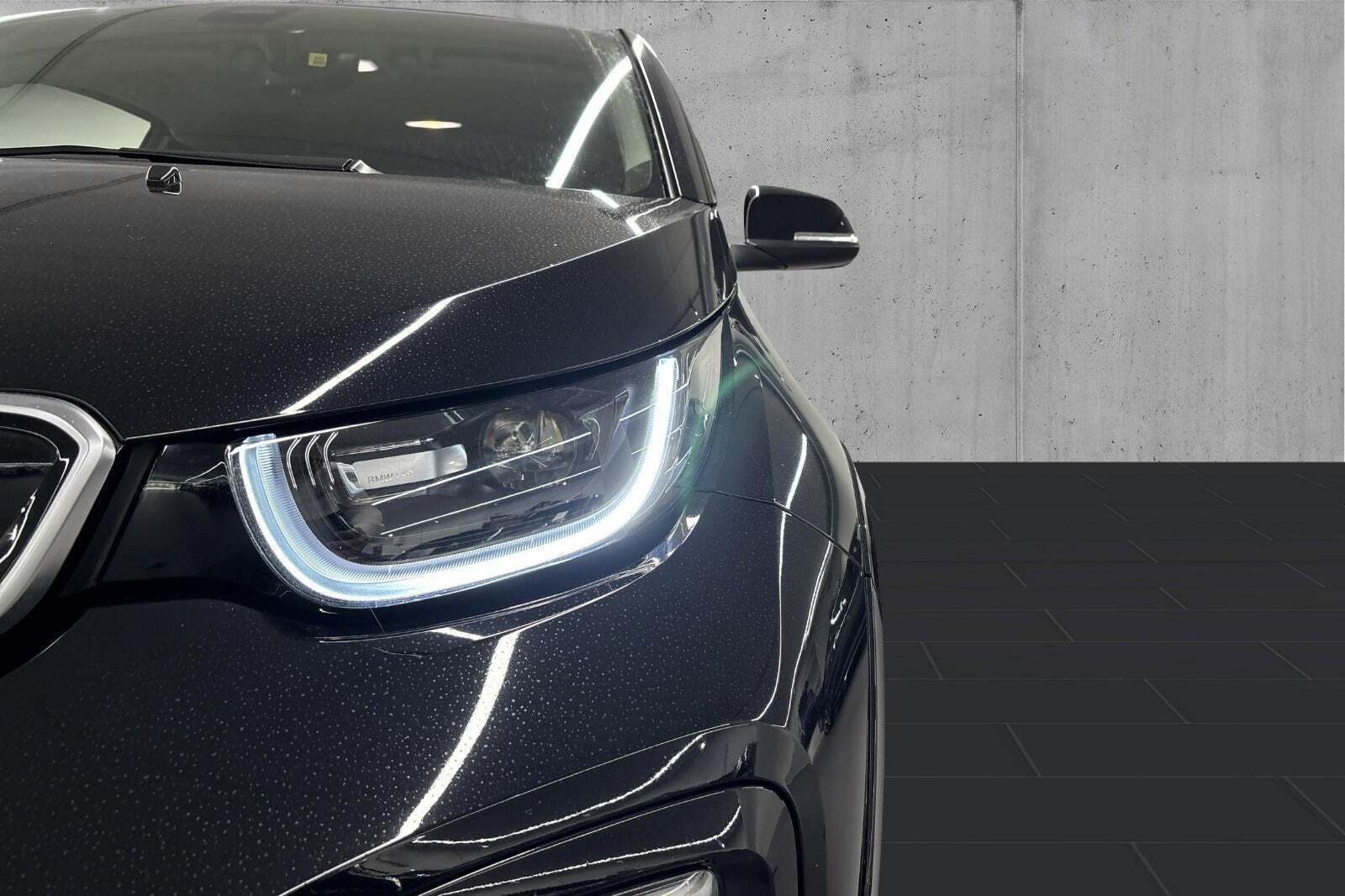 Sort BMW i3s fra 2021